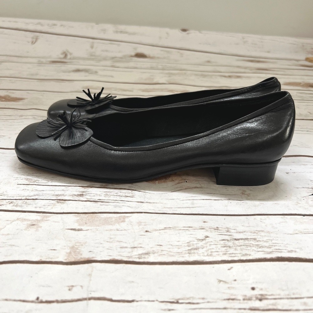 Etienne Aigner Gardener Flats Black Leather Floral Tassel Square Toe 10M